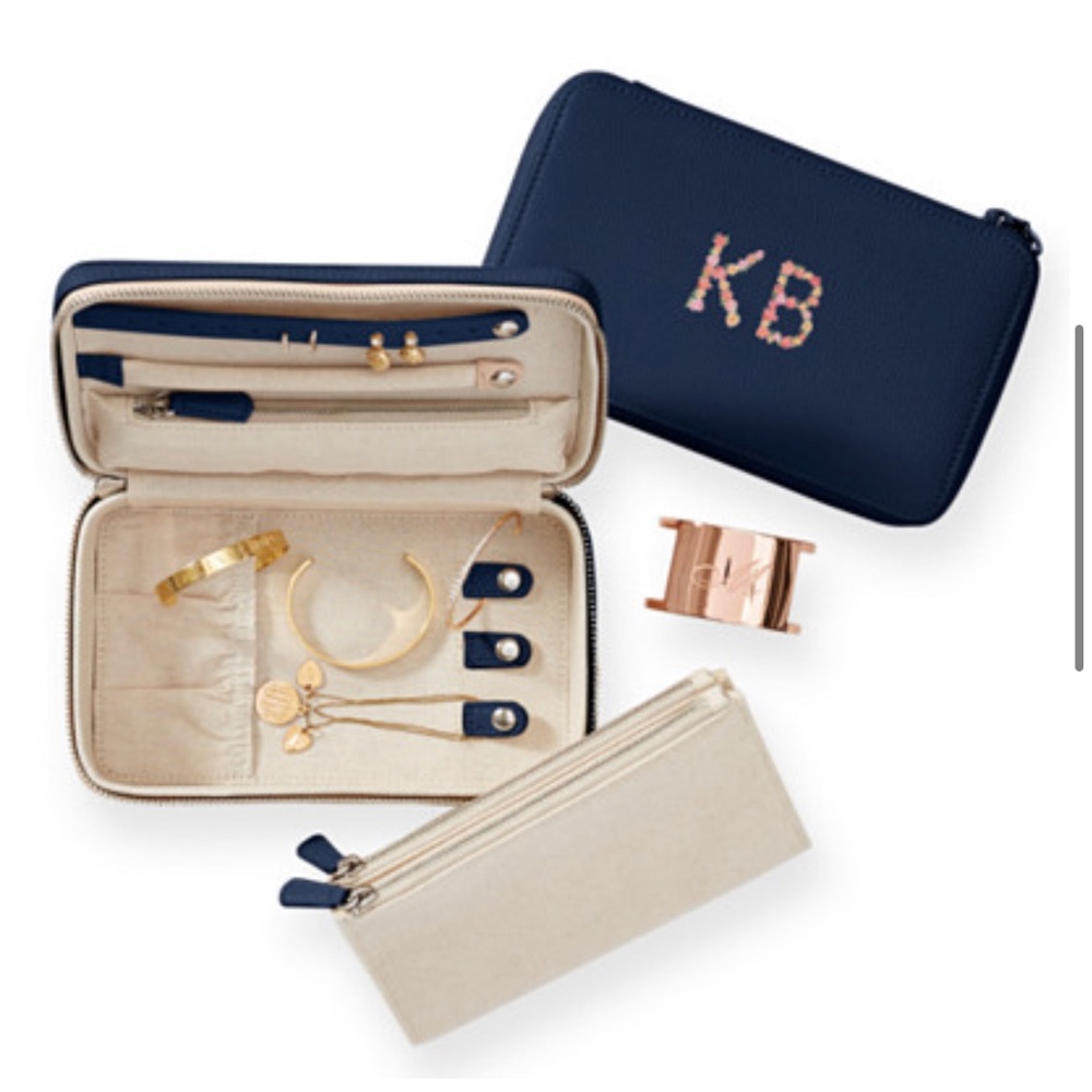 Mark & Graham jewlery case